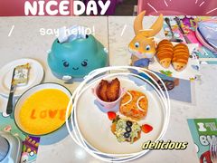 -水桶王国主题餐厅·聚会·生日派对·亲子活动·家庭套餐(亚龙湾希尔顿店)