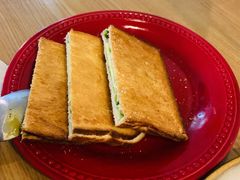 咖椰吐司-HELLO 27 意面·沙拉·帕尼尼