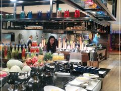 自助取餐区-OPEN開全日自助餐厅·西餐·海鲜(佛山希尔顿酒店)