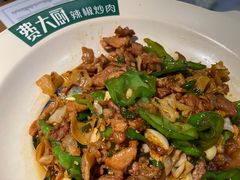 -费大厨辣椒炒肉(万家丽一店)