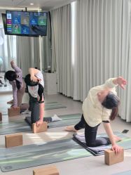-爱尔乐美孕产瑜伽·普拉提