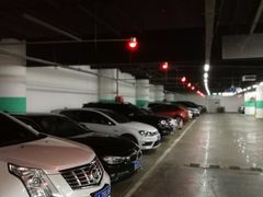 -世博源停车库