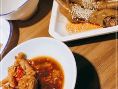 -二孃鸡爪爪(东风路总店)