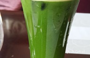 Kale Apple Salad