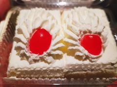 -红宝石·鲜奶小方·海派西点房(万航店)