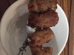 牛肠-阿里家·新疆烤肉酒場 by MIG