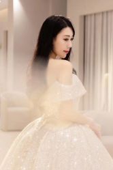 -莫小姐婚纱