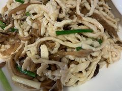 香菇滑鸡丝-马凯餐厅(长椿街店)