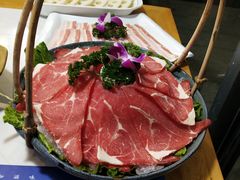 -三十出头鲜货火锅(邛崃店)