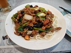 -汗腾格里·风味餐厅(新疆驻京办店)