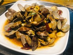 香辣花甲-每食每刻·皖北新民地锅鸡