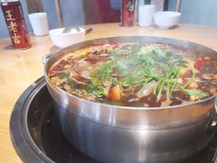 -大众跷脚牛肉馆·非遗传承单位(峨眉山店)