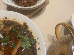 -八府香鸭·啫啫煲(华山路店)