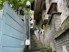 -财二舅火锅招待所