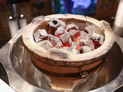 精品砂锅羊棒骨-百味源炭火烤翅 ·夜市大排档(酒仙桥店)