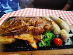 -鲨鱼美式餐厅酒吧Sharky