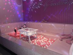 -范特西FANTASY量贩式KTV(民主广场店)