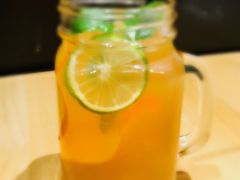 -菲滋意式餐厅(金华银泰城店)