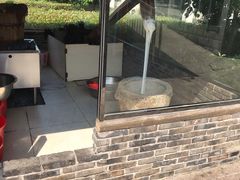 -平望服务区·停车场