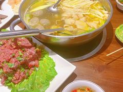 -乡土黄·鲜牛肉火锅·小龙虾(兴业街店)