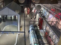 -第一夫人婚纱摄影(南京店)