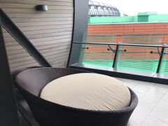 -上海滴水湖皇冠假日酒店