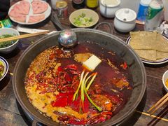 -四小区火锅·巷子里的重庆火锅(花照壁店)