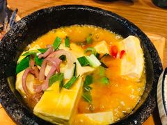 -云海肴·汽锅鸡·云南菜(天山百盛优客店)