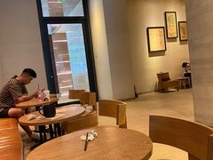 -星巴克臻选(杭州嘉里中心1F店)
