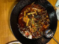 -茅台镇网红溶洞餐厅·茅帮菜馆