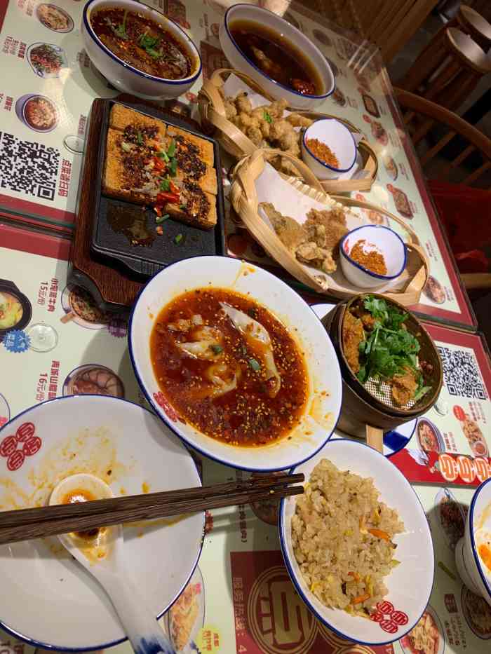 点兵点将·四川传统小吃集-"部分菜品很出彩,部分很拉胯啊「麻辣兔头.