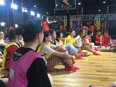 -嘿哟动霸CHUA·新潮玩运动娱乐中心·蹦床滑冰团建乐园