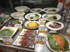 -老码头黑皮肘子锅包肉(赣水路店)