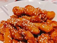 -金鱼盆32年水煮鱼·18秒辣椒炒肉(京西大悦城店)