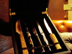 -恰餐厅及酒吧 CHAR Bar & Grill (北京丽都皇冠假日店)