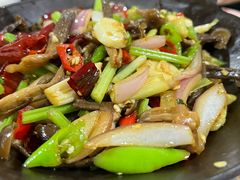 干锅茶树菇-红实家常菜(静安里店)