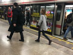 -常熟路(地铁站)