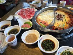 -纸盐河码头火锅(十八梯店)