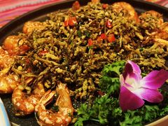 -香巴拉云南餐厅(华莱坞店)