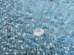 -涨巢·潮玩水疗局