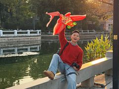 -溪岸路花鸟市场