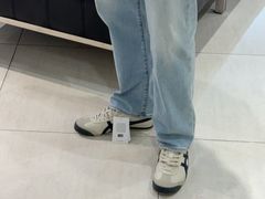 -Onitsuka Tiger(港汇恒隆广场店)