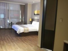 -如家精选酒店(苏州火车站万达广场地铁站店)