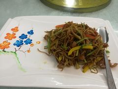 贵妃肉爆金菇-宜兴隆家宴·私房菜(泰安华庭店)