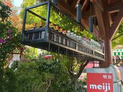 -七彩云南古滇温泉山庄