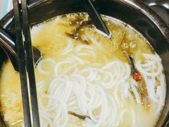 -灵芝妹子海鲜米线(瓦房店新玛特店)