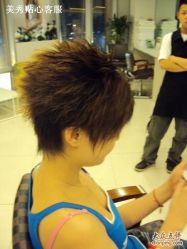 活力型短发-美秀造型