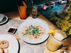 -穹六人间 people 6(岳阳路店)