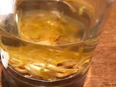 咸咸的菊花茶-凤竹园(修水店)