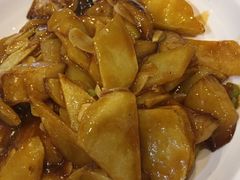 -东北农家院·铁锅炖(莘庄店)